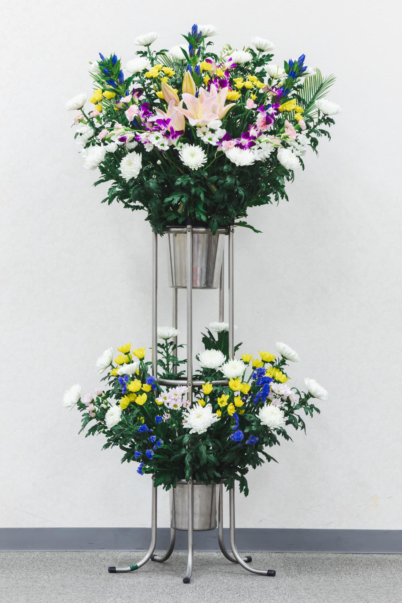 スタンド花（菊花）の画像